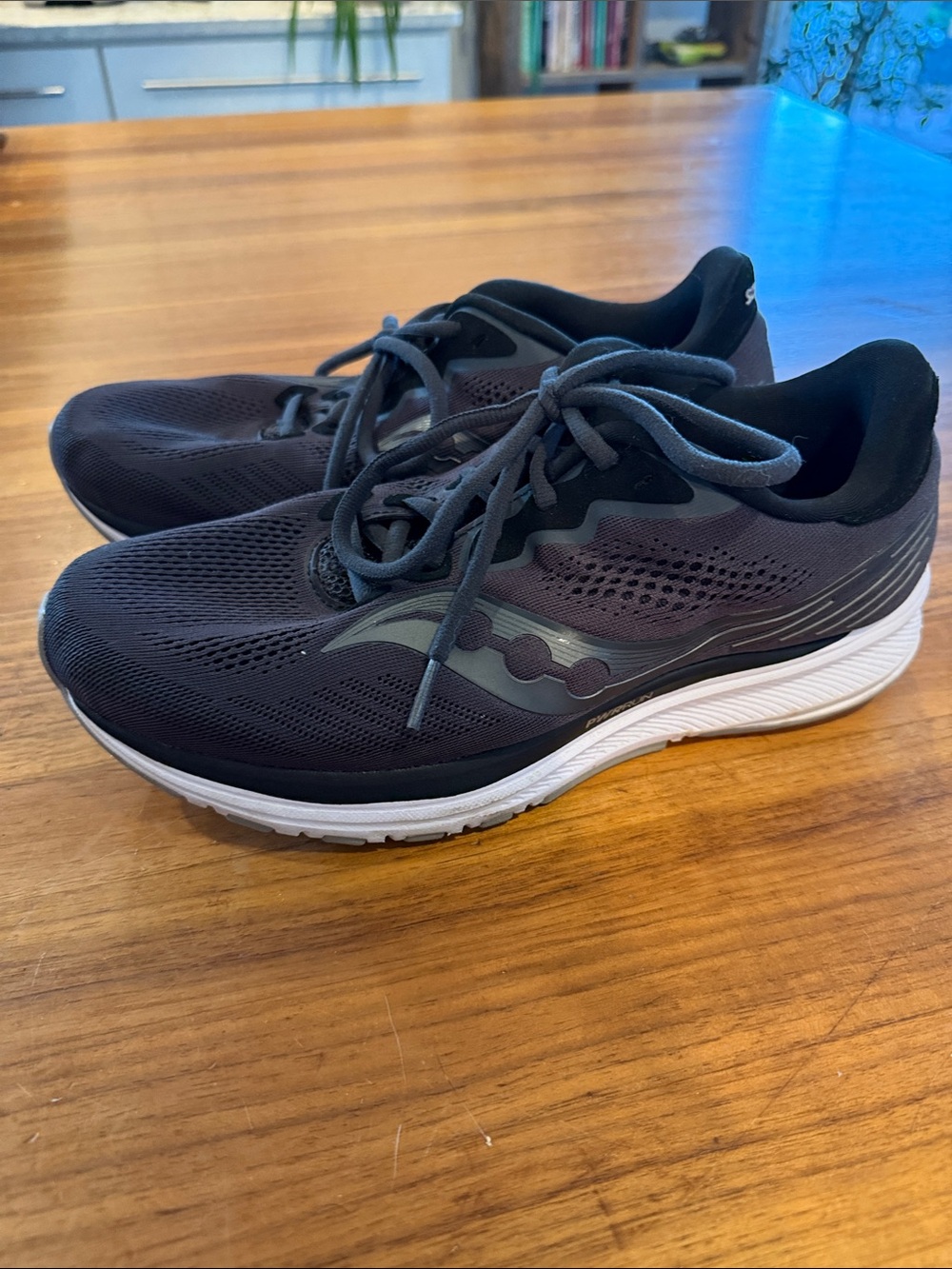Saucony Womens Ride 14 Black Running Shoes Size 10.5 W